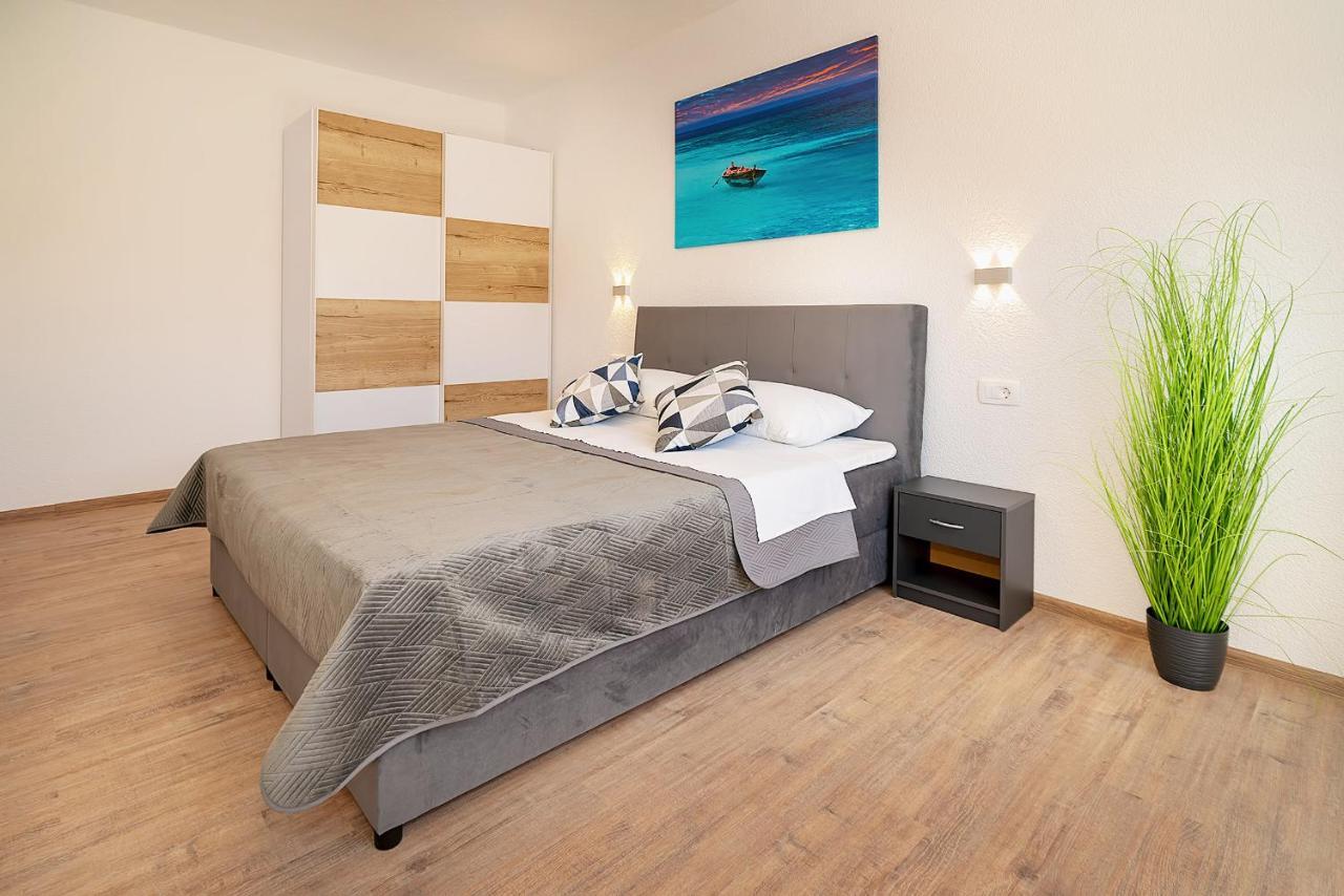 Apartment Gerta With Terrace Baska (Krk)